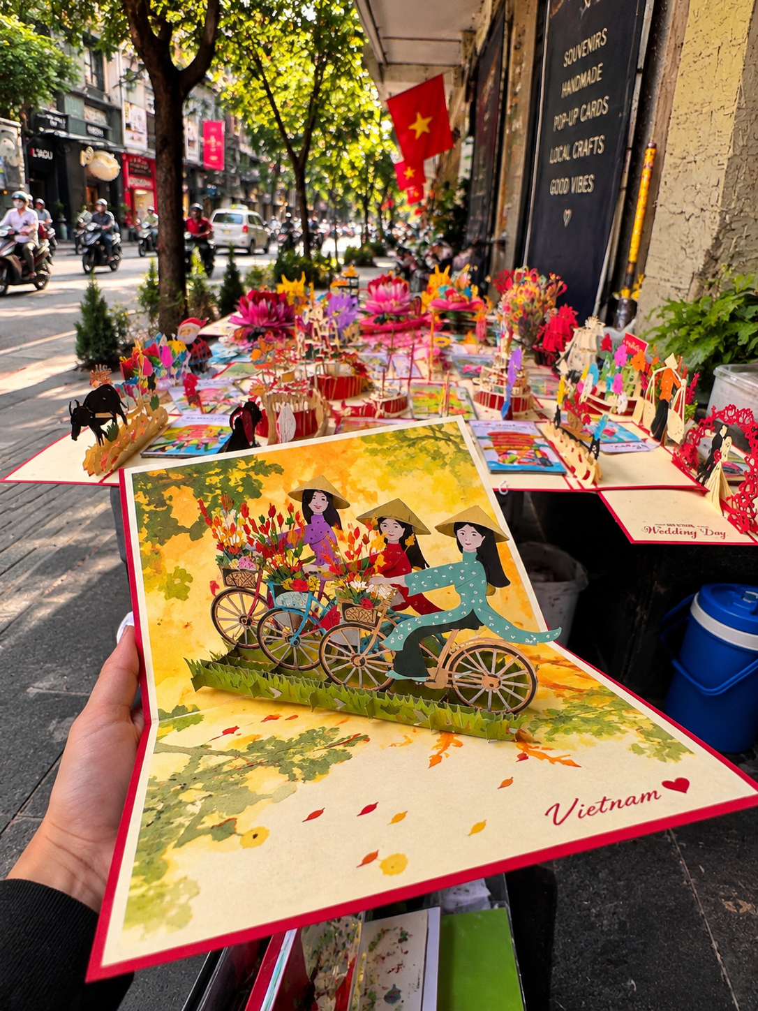 3D Pop-Up Post Cards Vietnam Inspired - Street Vendor at Đồng Khởi & Tôn Đức Thắng Streets Corner